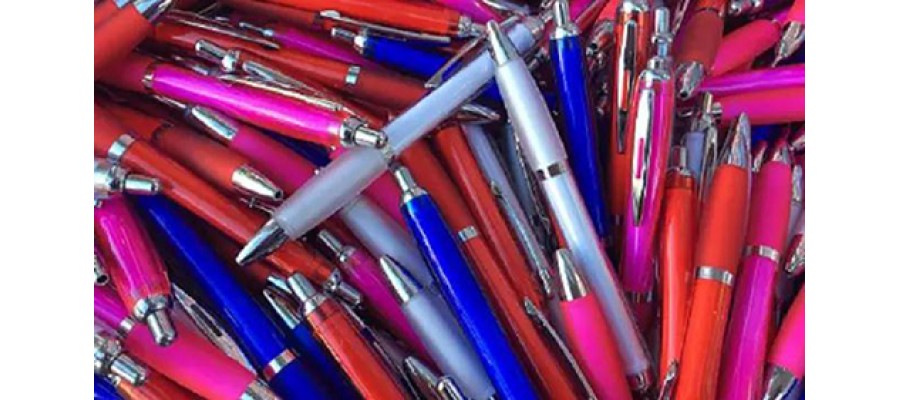 Terbuat dari Bakteri, Mahasiswa Indonesia Ciptakan Pulpen yang Bisa Bercahaya